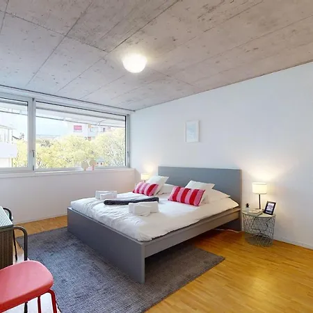 Bright And Luminous 2-bedroom-flat In Downtown * Sion